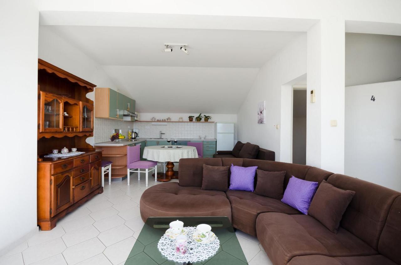 Apartments Snjezana Novi Vinodolski Zewnętrze zdjęcie