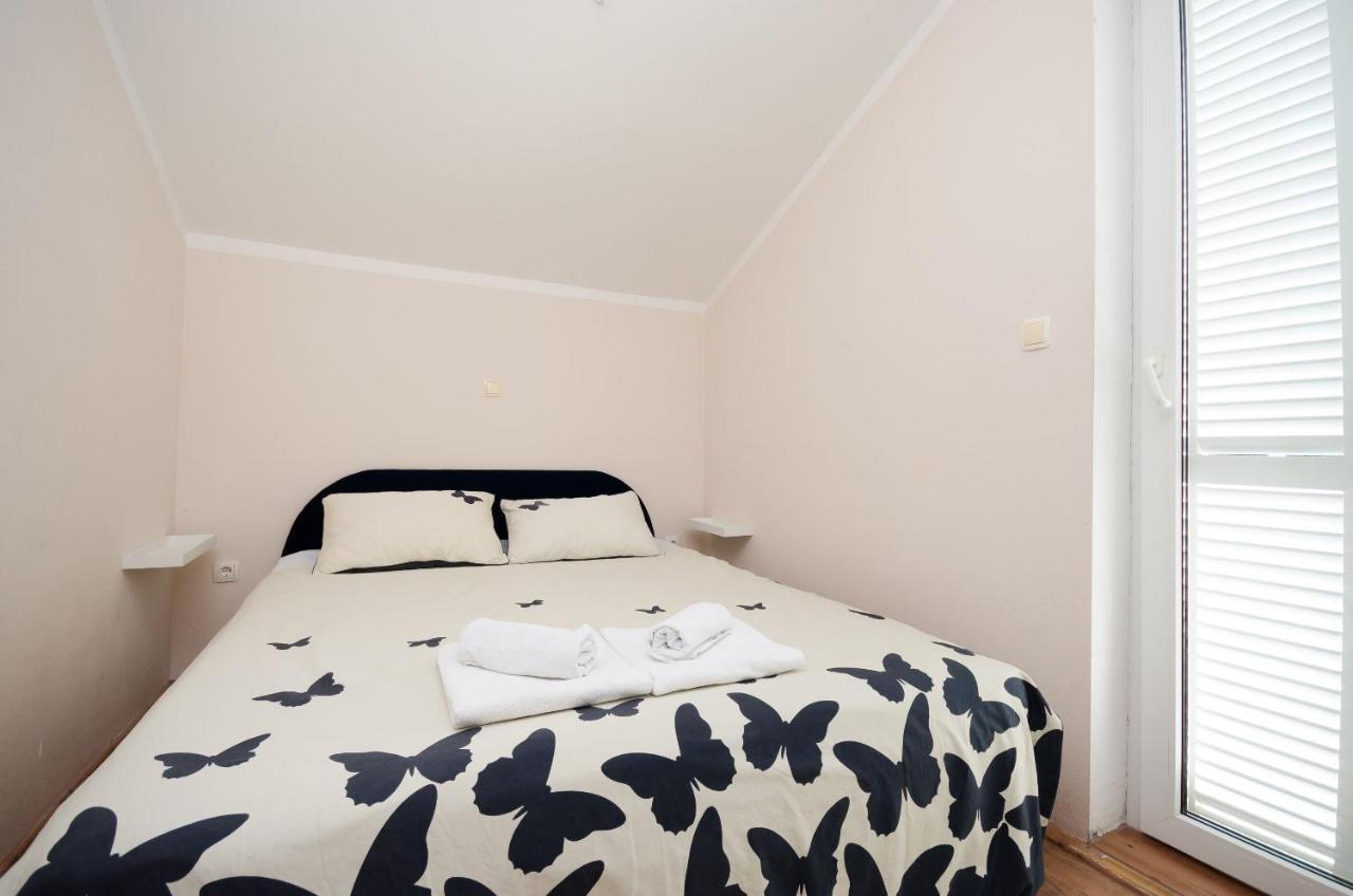Apartments Snjezana Novi Vinodolski Zewnętrze zdjęcie