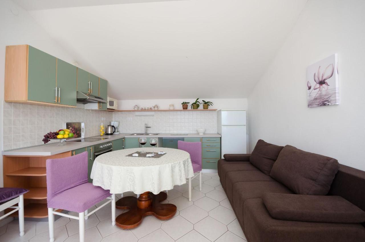 Apartments Snjezana Novi Vinodolski Zewnętrze zdjęcie