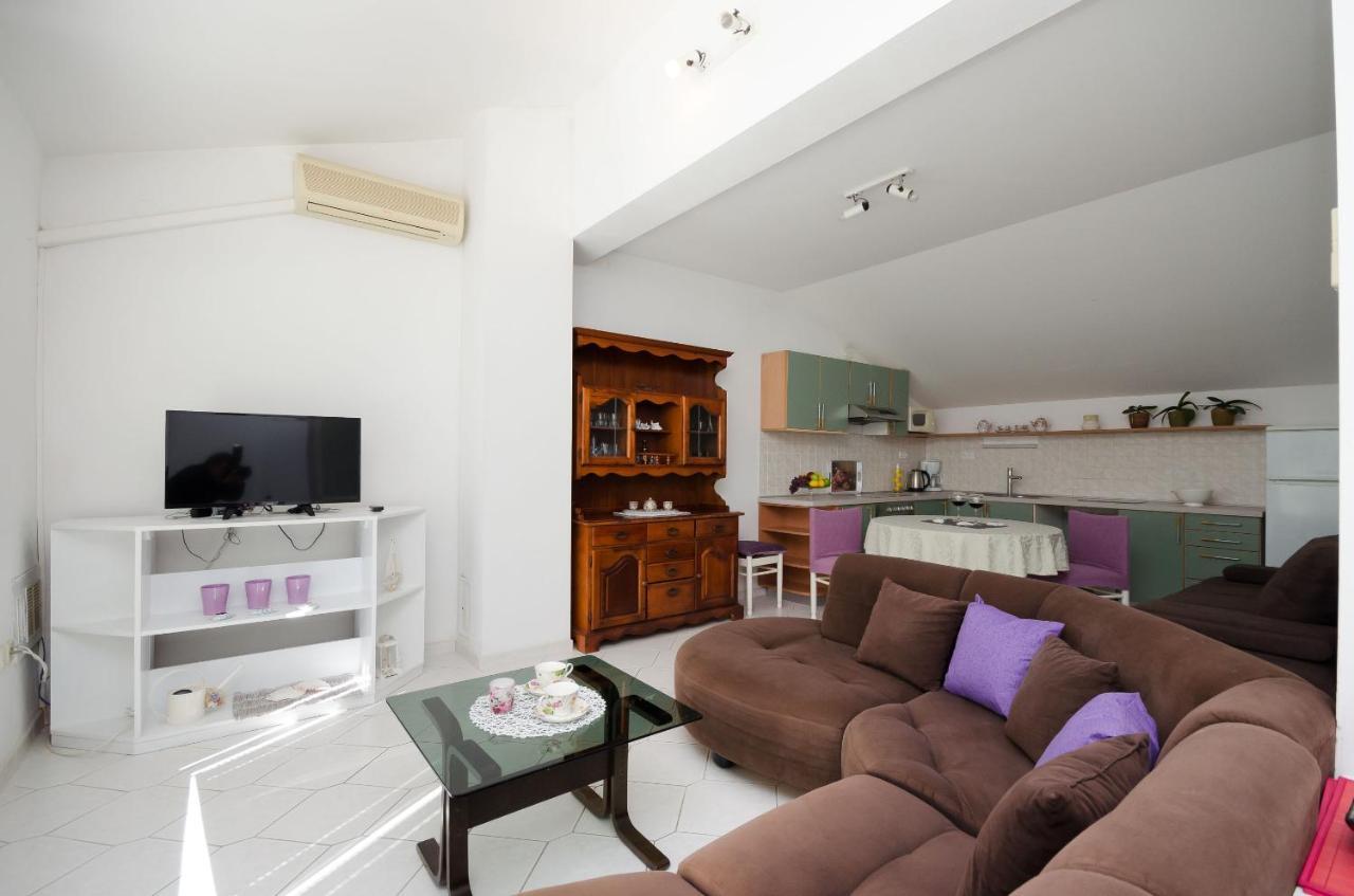 Apartments Snjezana Novi Vinodolski Zewnętrze zdjęcie